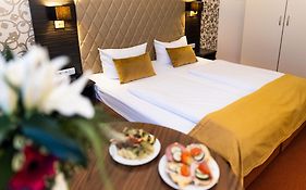 Royal International Leipzig